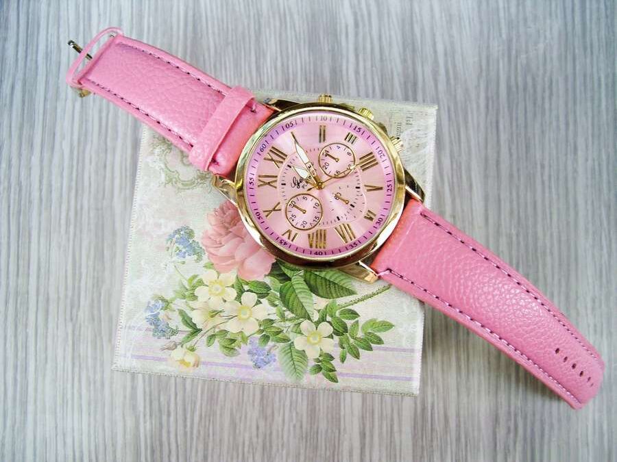 Découvrez les marques de montres colorées pour femmes